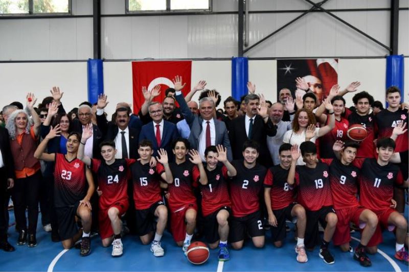 Başkan Uysal, “Cumhuriyetimiz bir mucizedir”