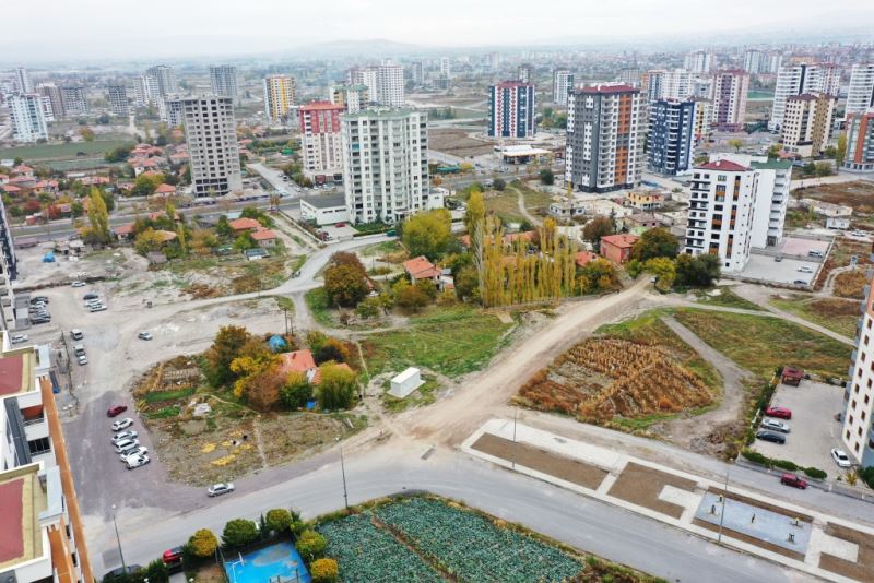 BAŞKAN ÇOLAKBAYRAKDAR; “YAKUT’A VATANDAŞIN YAŞAMAKTAN KEYİF ALACAĞI BÜYÜK BİR PARK KAZANDIRACAĞIZ”