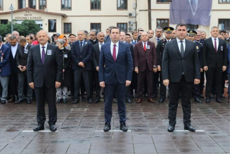GAZİ MUSTAFA KEMAL ATATÜRK SAYGIYLA ANILDI