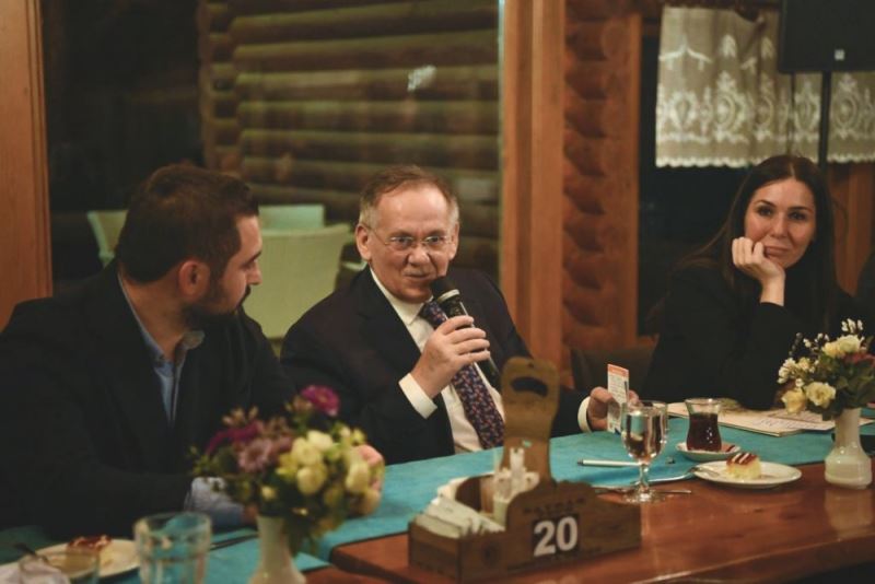 Başkan Demir gençlere seslendi