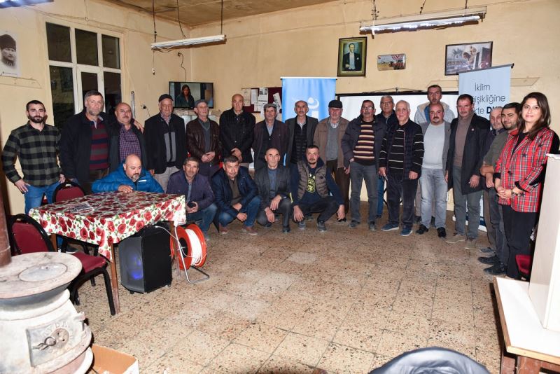 İKLİM SÖZCÜLERİ ÇUKURHİSAR ÜRETİCİLERİNİ BİLGİLENDİRDİ