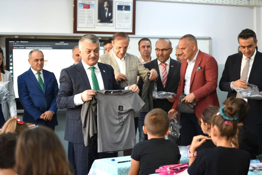 VALİ YAZICI.. ‘BÜTÜN ÇOCUKLARIMIZIN SPOR YAPMASINI İSTİYORUZ’