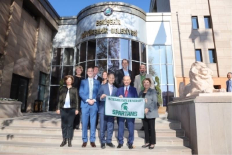 “ESKİŞEHİR İLE LANSİNG” KARDEŞLİĞİ SAĞLAM TEMELLER ÜZERİNE KURULUYOR