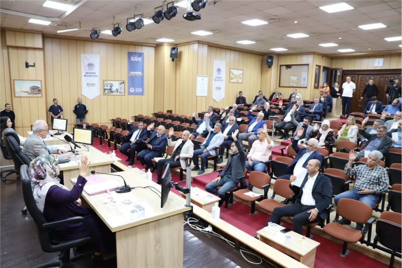 BAYRAK DEDE’NİN HATIRASI, YAŞADIĞI MAHALLEDEKİ PARKTA YAŞAYACAK