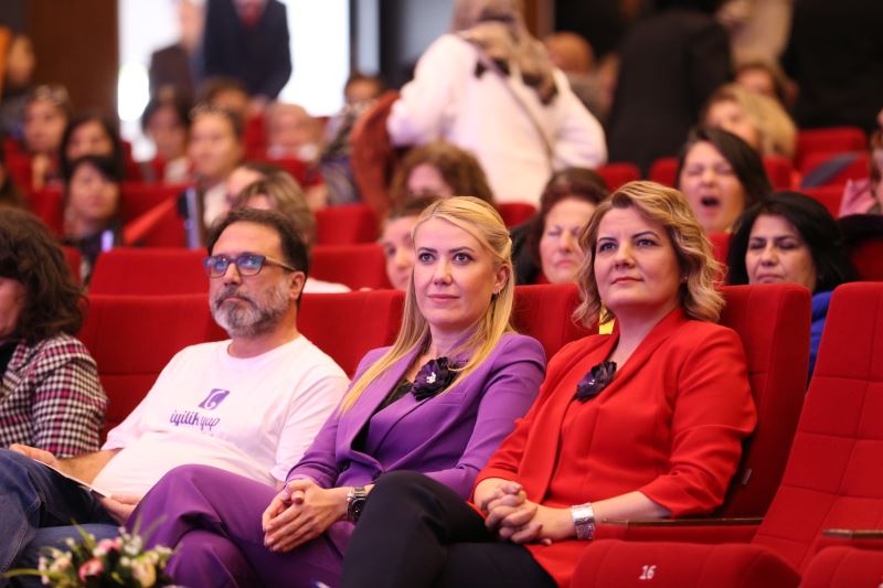 İZMİT ÇARŞISI PROJESİ MERKEZEFENDİ BELEDİYESİNE ÖRNEK OLDU
