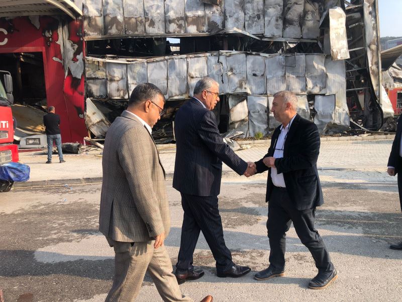 BAŞKAN YILMAZ: “YANGININ ETKİLERİNİ SİLMEK İÇİN ÜZERİMİZE DÜŞENİ YAPIYORUZ.”
