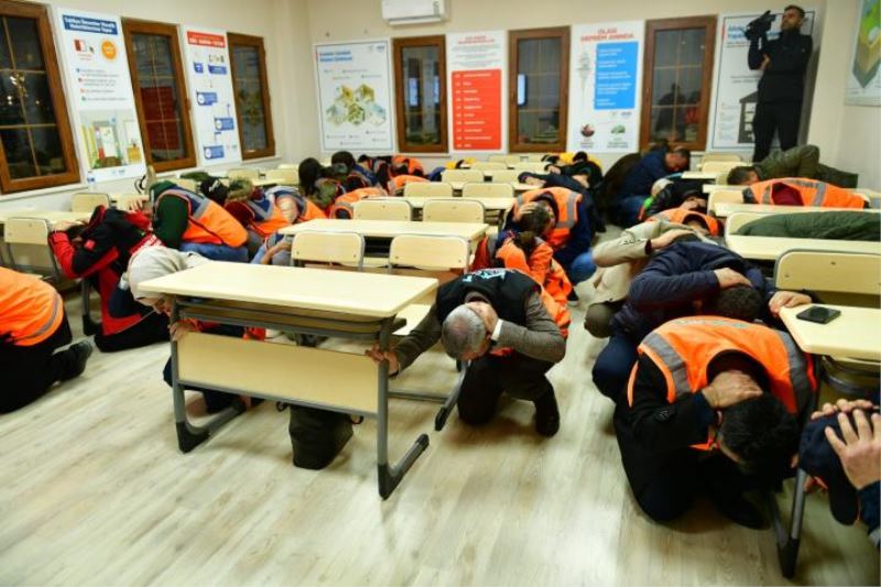 “Depreme Karşı Bilinçli Olmak İçin Eğitim Şart”