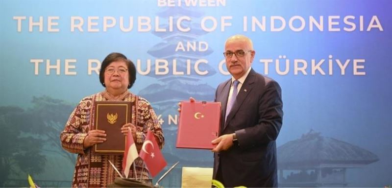 BAKAN KİRİŞCİ, ENDONEZYA İLE ORMANCILIK ALANINDAKİ İŞ BİRLİĞİ ANLAŞMASINI TÜRKİYE ADINA İMZALADI
