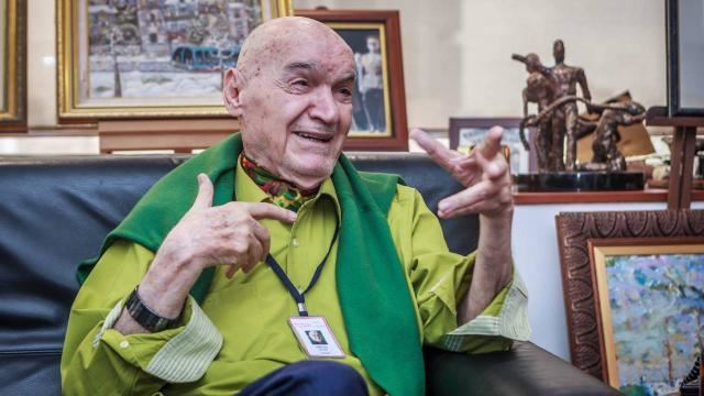 GAZETECİ HINCAL ULUÇ 83 YAŞINDA HAYATINI KAYBETTİ