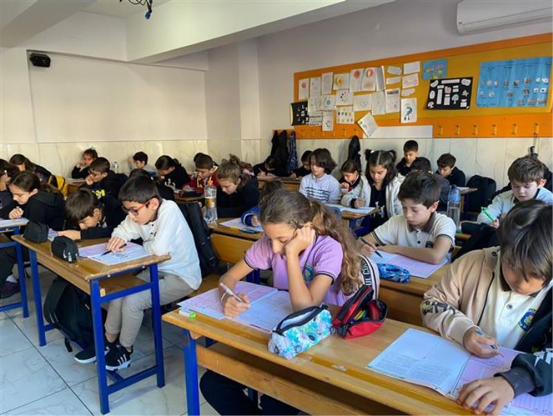 ALANYA BELEDİYESİ’NİN DÜZENLEDİĞİ ALBAP SINAVINDA 50 BİN ÖĞRENCİ TER DÖKTÜ