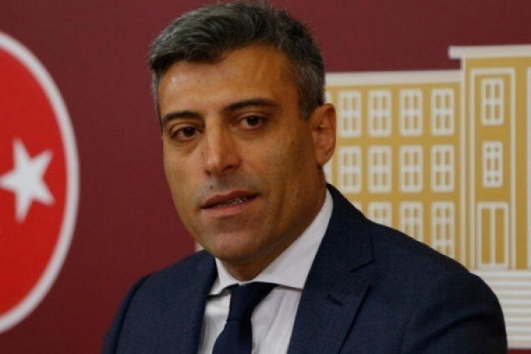 ÖZTÜRK YILMAZ ALTILI MASAYI ELEŞTİRDİ.. CUMHURBAŞKANI ADAYLIĞINI AÇIKLADI