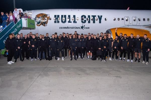 ACUN ILICALI’NIN TAKIMI HULL CİTY ANTALYA’YA GELDİ