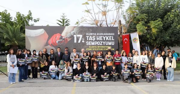 ALANYA’DA ULUSLARARASI TAŞ HEYKEL SEMPOZYUMU SONA ERDİ