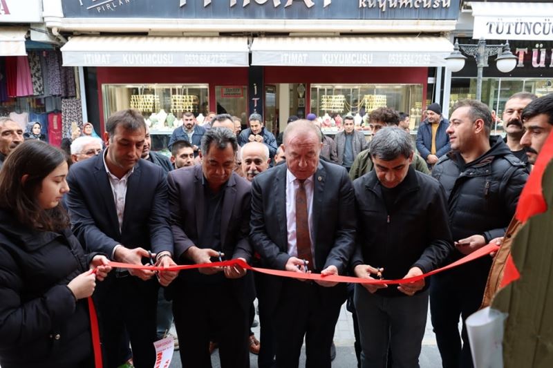 Başkan Şahiner Açılışa Katıldı