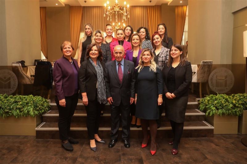 TÜSİAV’dan Hikmet Çetin’e Vefa Beratı