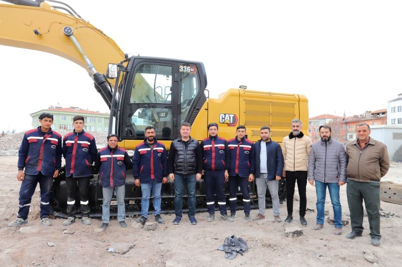 BAŞKAN DİNÇER KENTSEL DÖNÜŞÜM ALANINDA İNCELEMELERDE BULUNDU