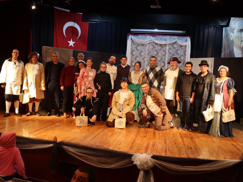 Moliere’in Cimri’si Nazilli Belediyesi Tiyatro Topluluğu tarafından sahnelendi