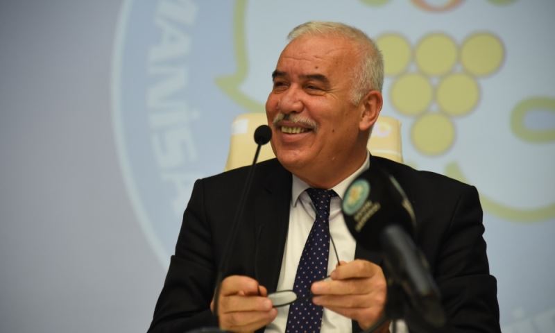 Başkanvekili Güzgülü, Manisalıların ve Meclis Üyelerinin Yeni Yılını Kutladı