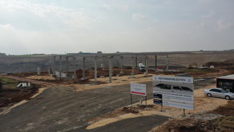 AYAKKABI KENT İNŞAATI YÜKSELİYOR