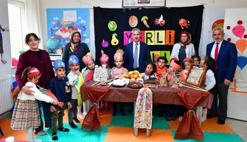 “Yerli Ürün Tüketerek Kendi Öz Değerlerimize Sahip Çıkalım”