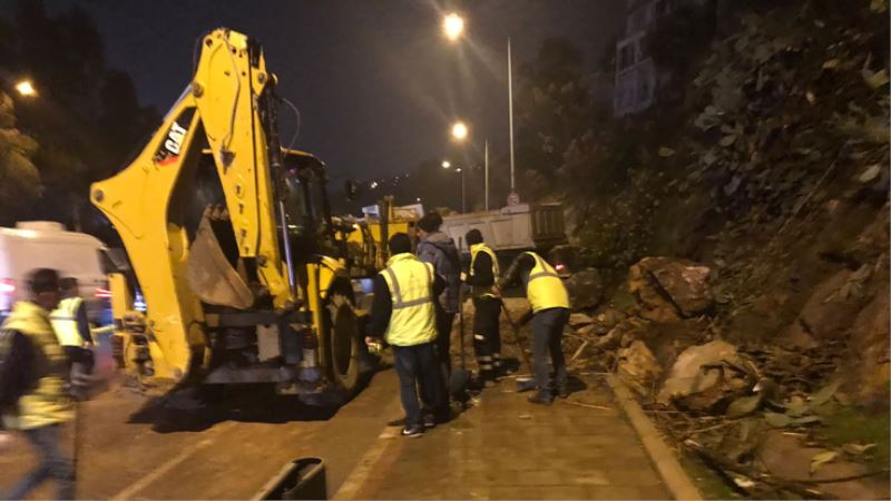 Büyükşehir ekipleri Altınyol’da çalışmalarını sürdürüyor
