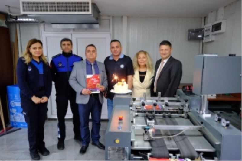 BÜYÜKŞEHİR ZABITASINDAN  10 MİLYONUNCU MÜHÜRLEMEYE KUTLAMA