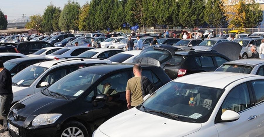 YENİ YIL ÖNCESİ SIFIR ARAÇ BULUNAMIYOR.. İKİNCİ ELDE FİYATLAR YÜKSELDİ