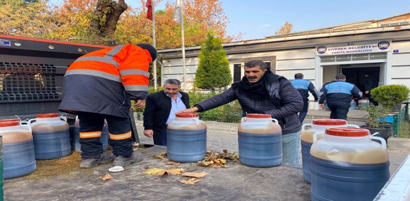 ZABITA EKİPLERİ 3 TON SAHTE PEKMEZE EL KOYDU