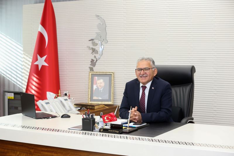 Büyükkılıç, “Anadolu’nun En Büyük 500 Şirketi Listesi”nde Yer Alan 31 Kayseri Firmasını Tebrik Etti