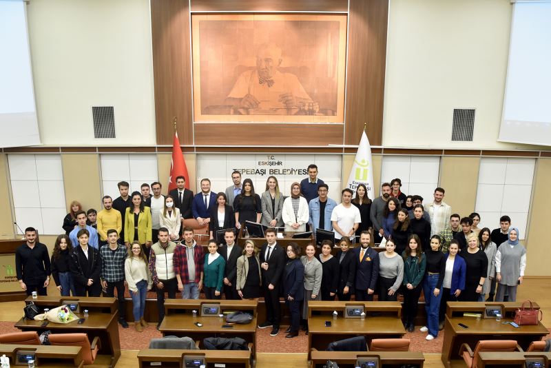 TEPEBAŞI GENÇLİK MECLİSİ YENİ BAŞKANINI SEÇTİ