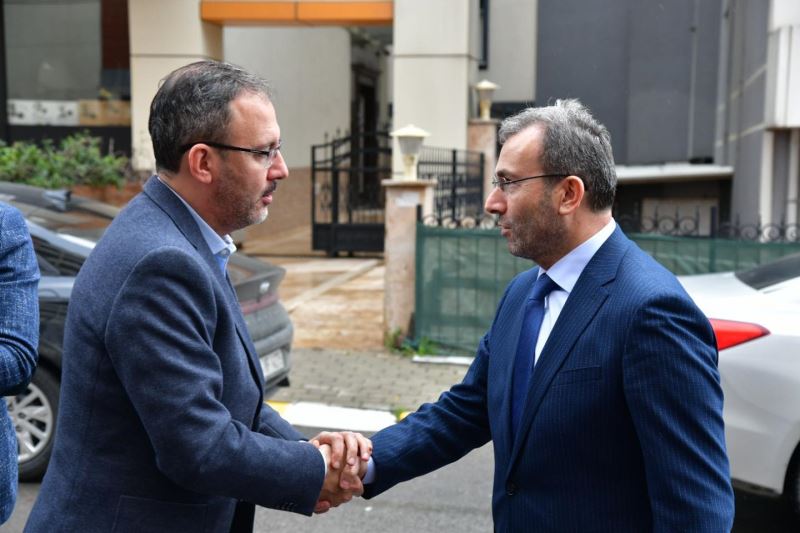 Gençlik ve Spor Bakanı Mehmet Kasapoğlu Pendik’i ziyaret etti.
