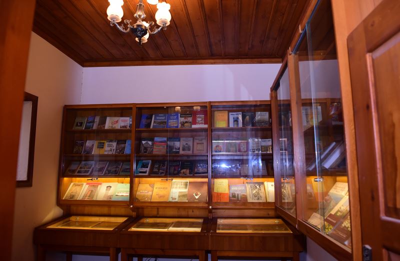 KAHRAMANMARAŞ’IN TARİHİNE IŞIK TUTAN ESERLER BU KONAKTA DİJİTALE DÖNÜŞÜYOR