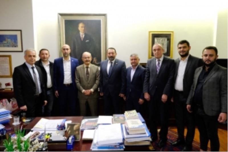 DERİNCE BELEDİYE MECLİS ÜYELERİNDEN BÜYÜKERŞEN’E ZİYARET