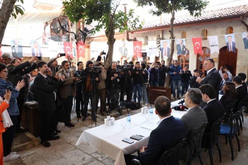 LÜTFÜ SAVAŞ: İKTİDARDAKİLERİN DERDİ BENİ SEÇİME SOKMAMAK