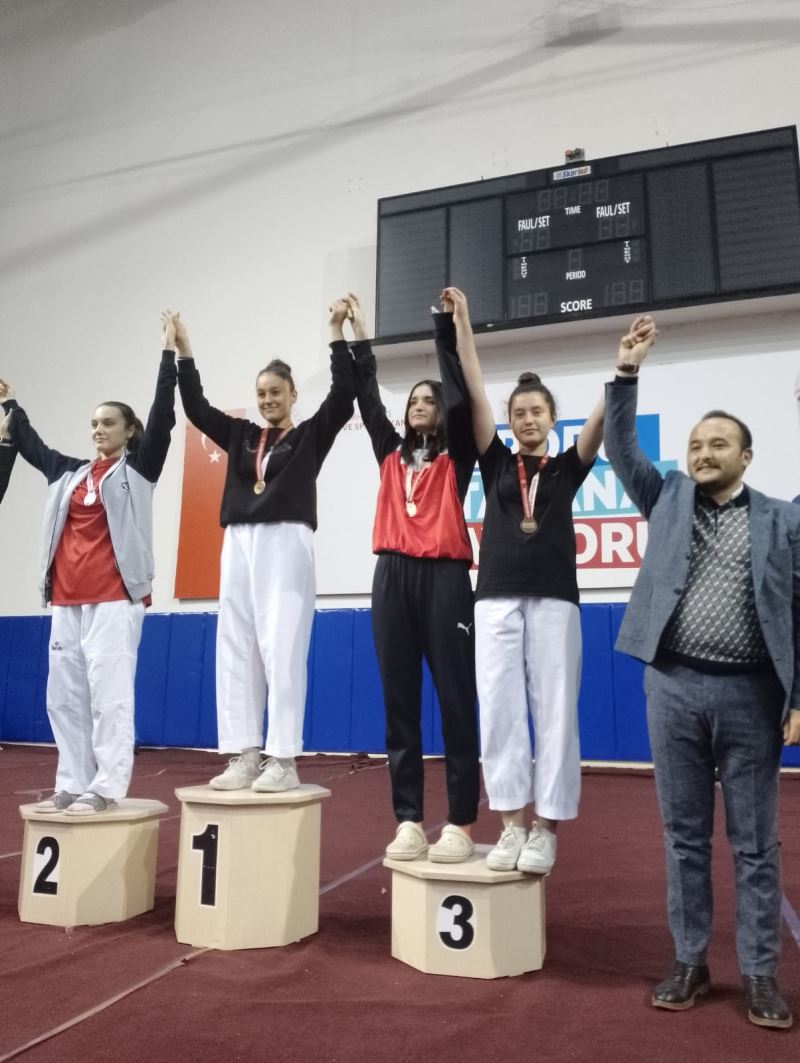 Mamak’ın gençleri sporda derece yapıyor