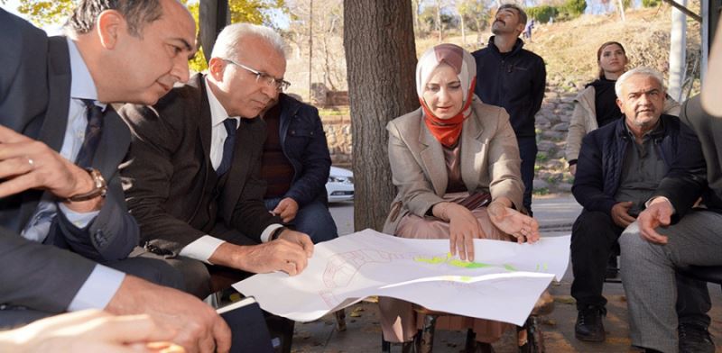 RESTORASYONU DEVAM EDEN KALEDE İNCELEME