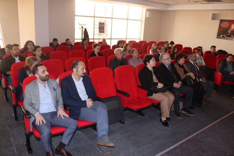 İZMİT BELEDİYESİ DERNEKLER YERLEŞKESİ ‘ASBEST’ PANELİNE EV SAHİPLİĞİ YAPTI