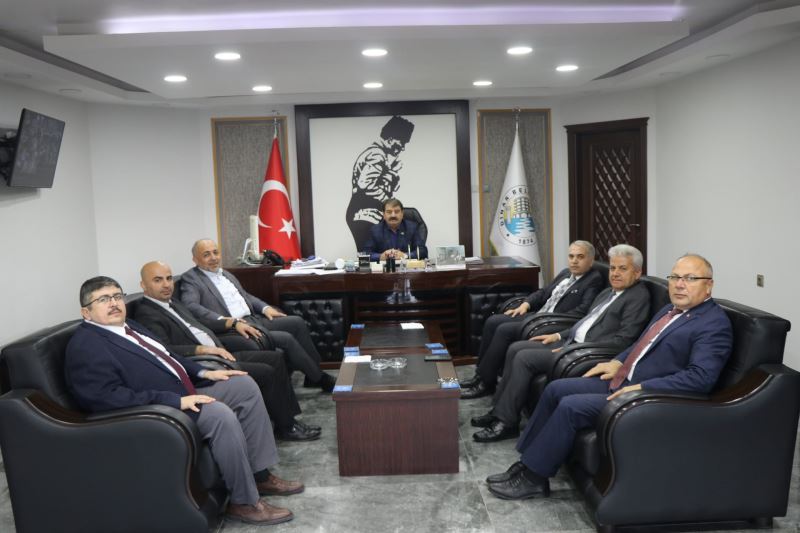 Gençlik ve Spor İl Müdürü Kasapoğlu’dan Belediye Başkanımız Nihat Sarı’ya ziyaret