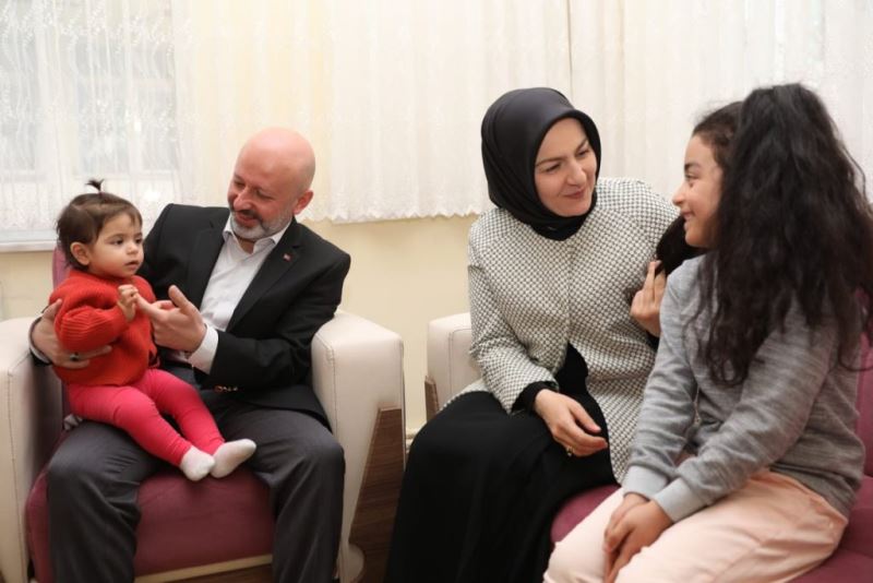BAŞKAN ÇOLAKBAYRAKDAR; “TÜRKİYE’DE İLK OLAN UYGULAMALARI HAYATA GEÇİRİYORUZ”