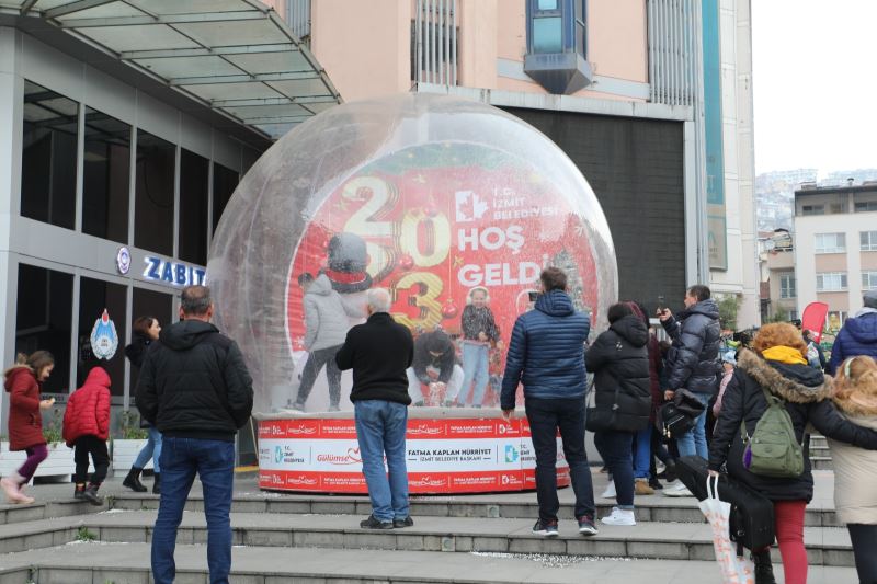 YILBAŞI EL EMEĞİ PAZARI’NA YOĞUN İLGİ!
