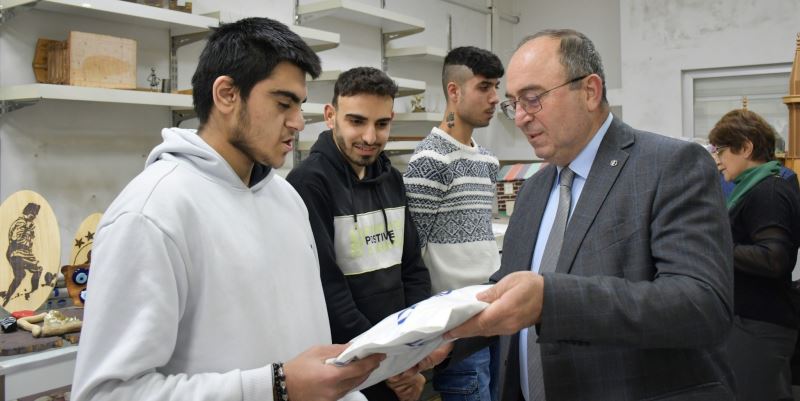BAŞKAN ELÇİN’DEN ANLAMLI ZİYARET
