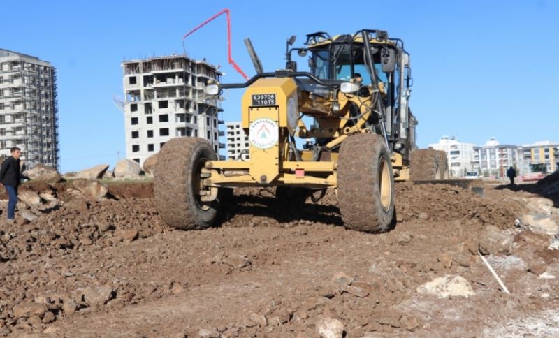KARAKÖPRÜ’DE YENİ YOLLAR AÇILIYOR