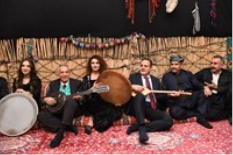 Vali/Belediye Başkan Vekilimiz Sayın İdris AKBIYIK Kültür ve Sanat Merkezi ile Kadın Kurs Eğitim Merkezini ziyaret etti