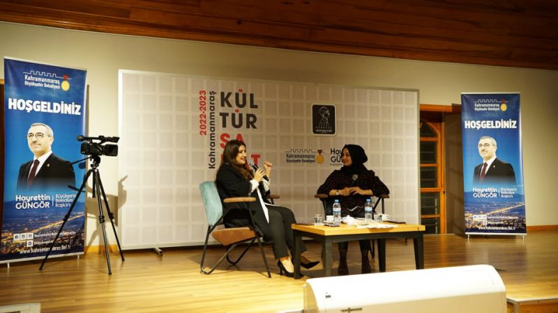 Yazar Yabar: “Yerli Olmayan Yazar Evrensele Ulaşamaz”