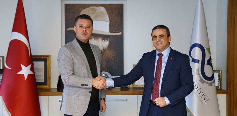 Başkan Sarıkurt´tan Çalışanlara Yeni Yıl Müjdesi