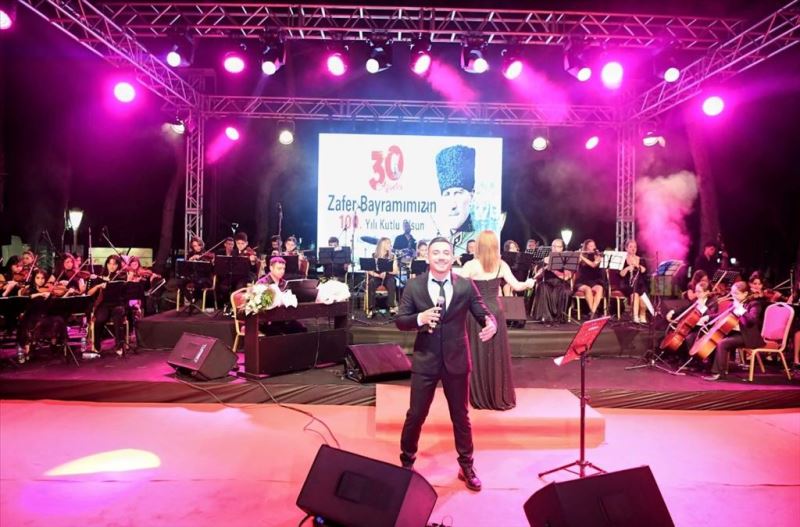 Konyaaltı’nda duygulandıran ‘Zafer’ kutlaması