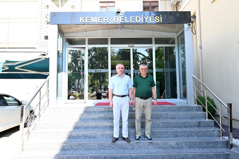 KAYMAKAM GEMİCİ’DEN VEDA ZİYARETİ