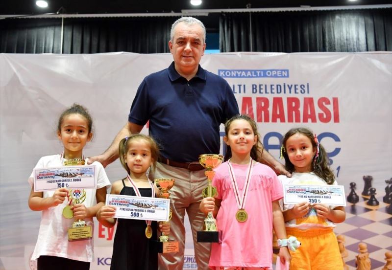 Büyük turnuvada ödüller sahibini buldu
