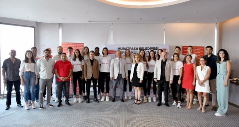Muratpaşa’nın Sultanlarına Medical Park sponsor oldu