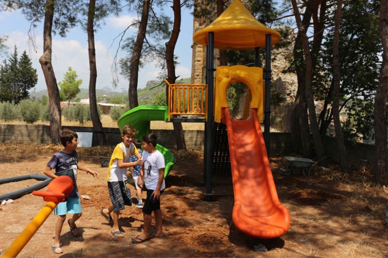 Büyükşehir Belediyesi’nden  Serikli Çocuklara Oyun Parkı